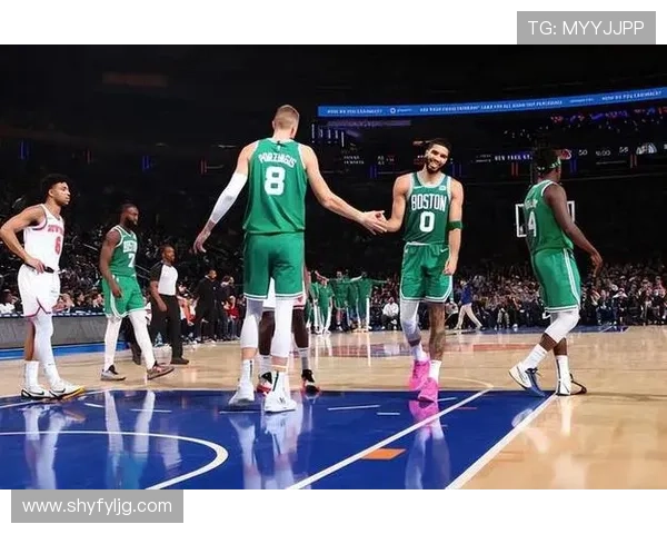 塔图姆热爱家乡与波士顿积极投身社区公益事业传递温暖